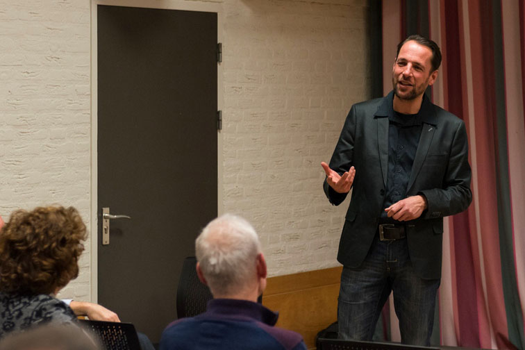 Robert van Sluis - Lezing portretfotografie op reis